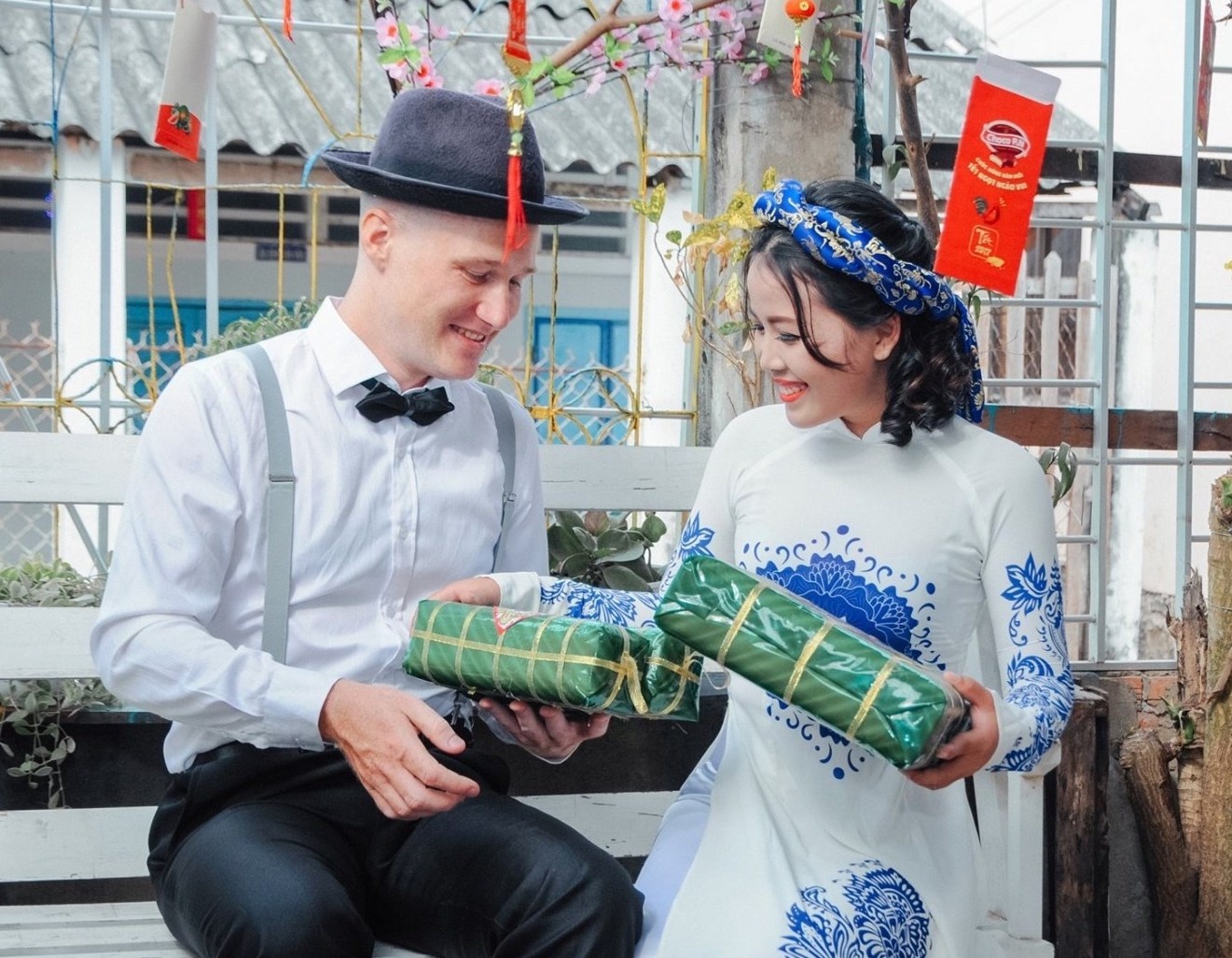 chuyen tinh chang ky su va co gai nghe an anh 1