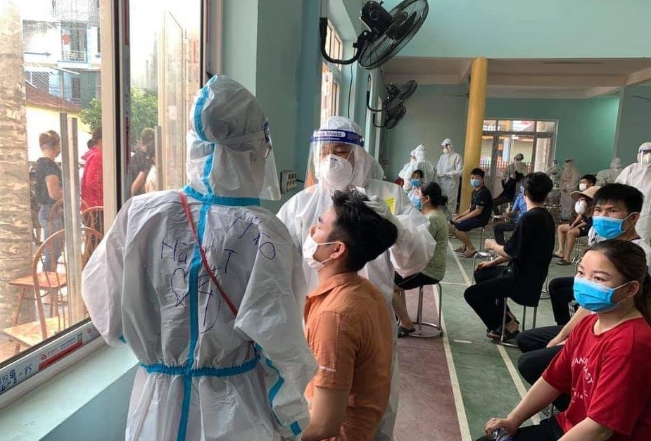 nhân viên y tế tay trắng bệnh,  nhăn nheo ảnh 2 nhan vien y te tay trang benh,  nhan nheo anh 2