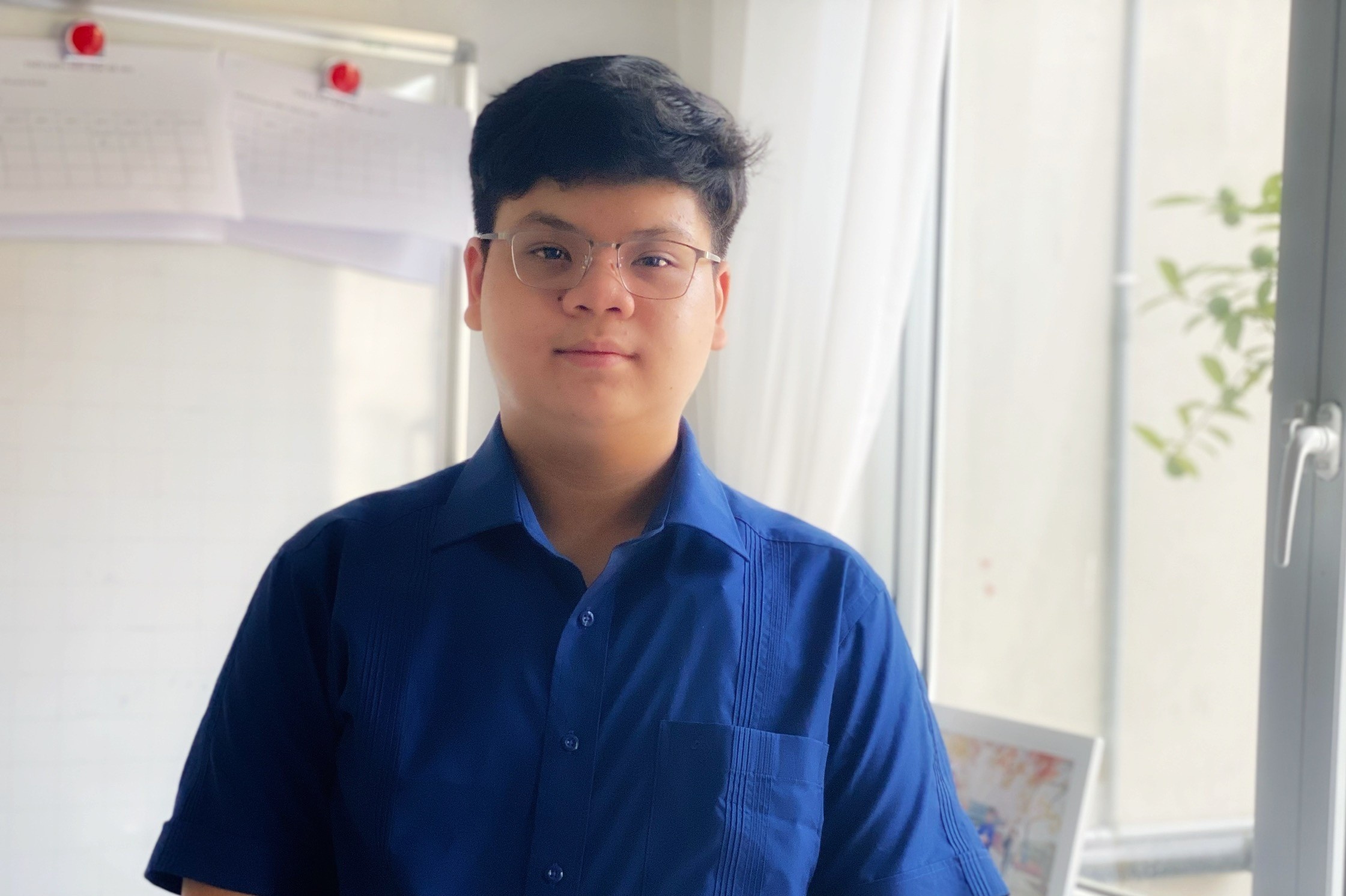 nam sinh thi ai là triệu phú lấy tiền tặng người dân vùng dịch ảnh 1 nam sinh thi ai la trieu phu lay tien tang nguoi dan vung dich anh 1