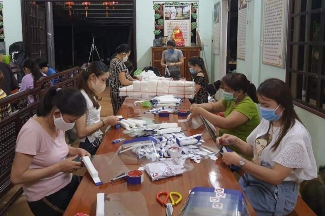 nam sinh thi ai là triệu phú lấy tiền tặng người dân vùng dịch ảnh 2 nam sinh thi ai la trieu phu lay tien tang nguoi dan vung dich anh 2
