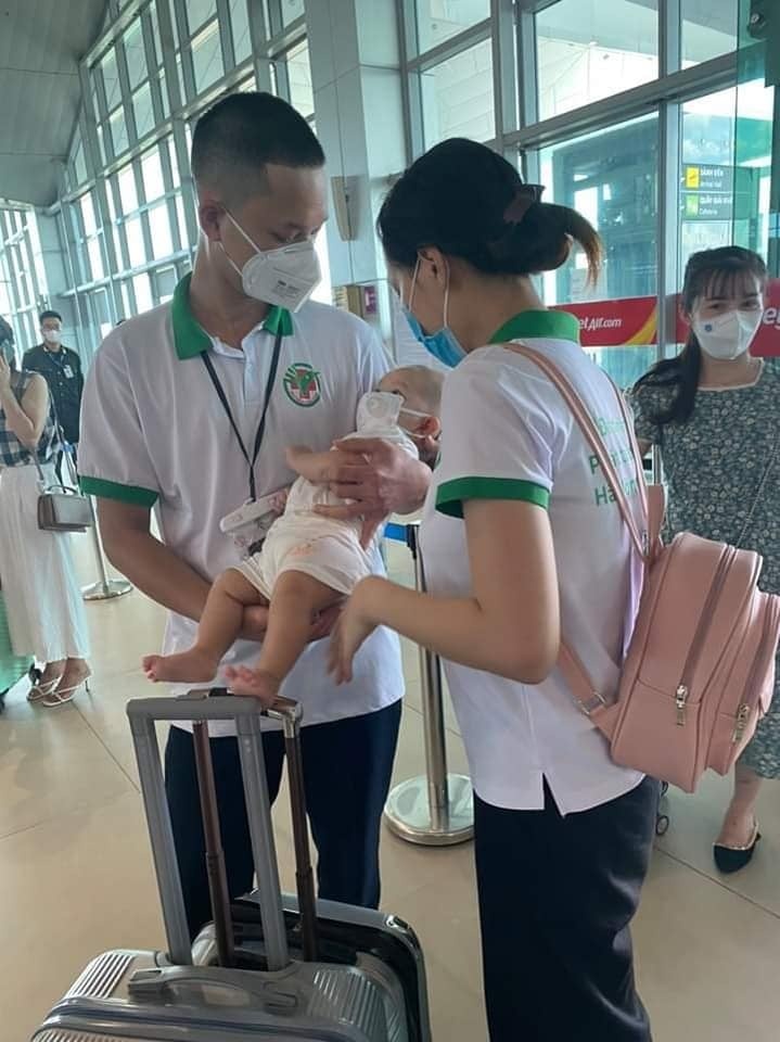 khoảnh khắc bố tạm biệt con đi chống dịch ảnh 1 khoanh khac bo tam biet con di chong dich anh 1