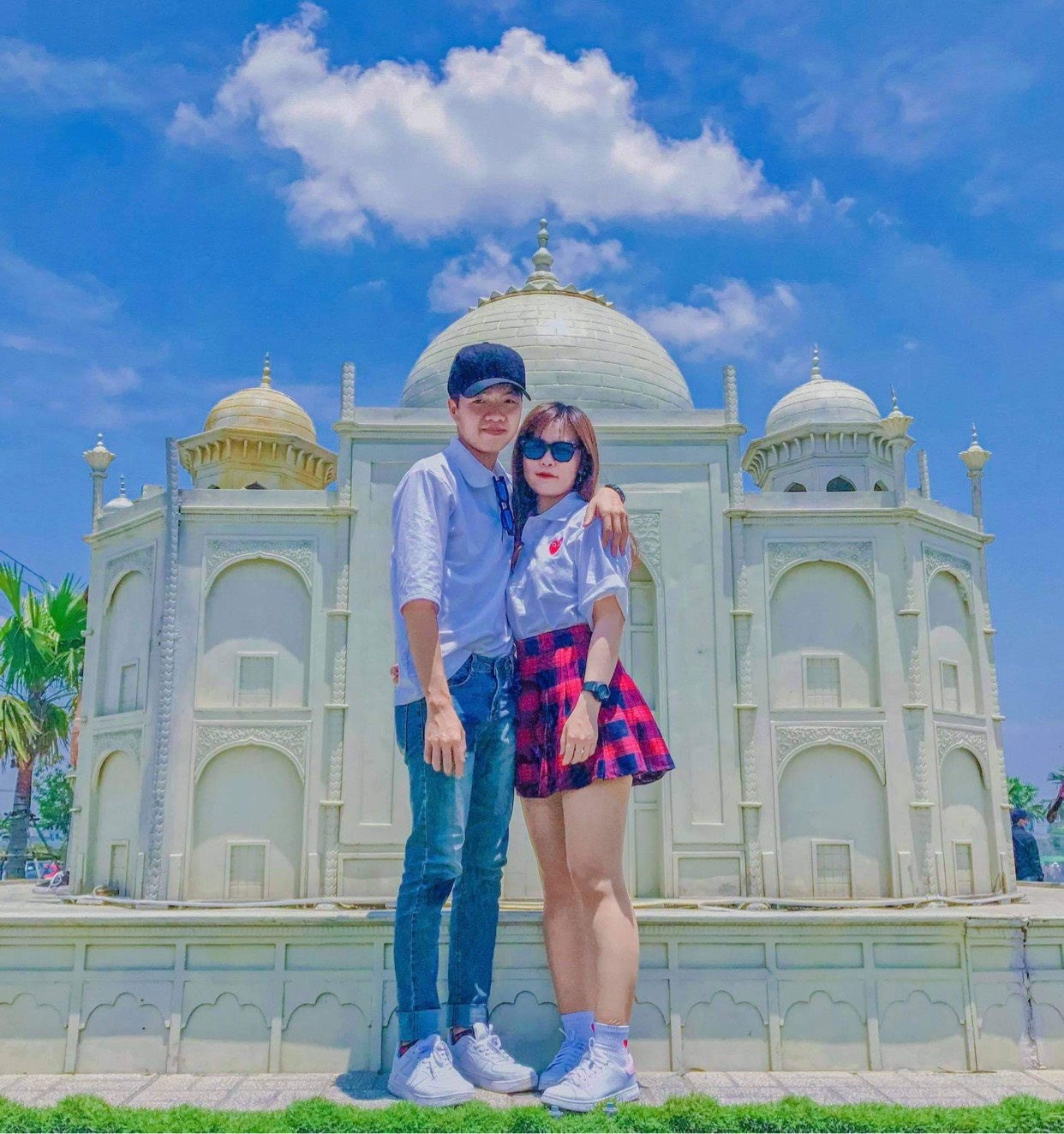 chuyện tình đôi trẻ cùng là fan Sơn Tùng ảnh 3 chuyen tinh doi tre cung la fan Son Tung anh 3