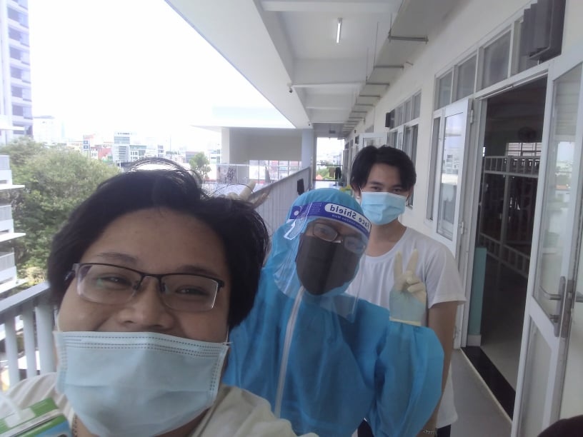 khoi benh nam sinh xin lam tinh nguyen vien anh 1