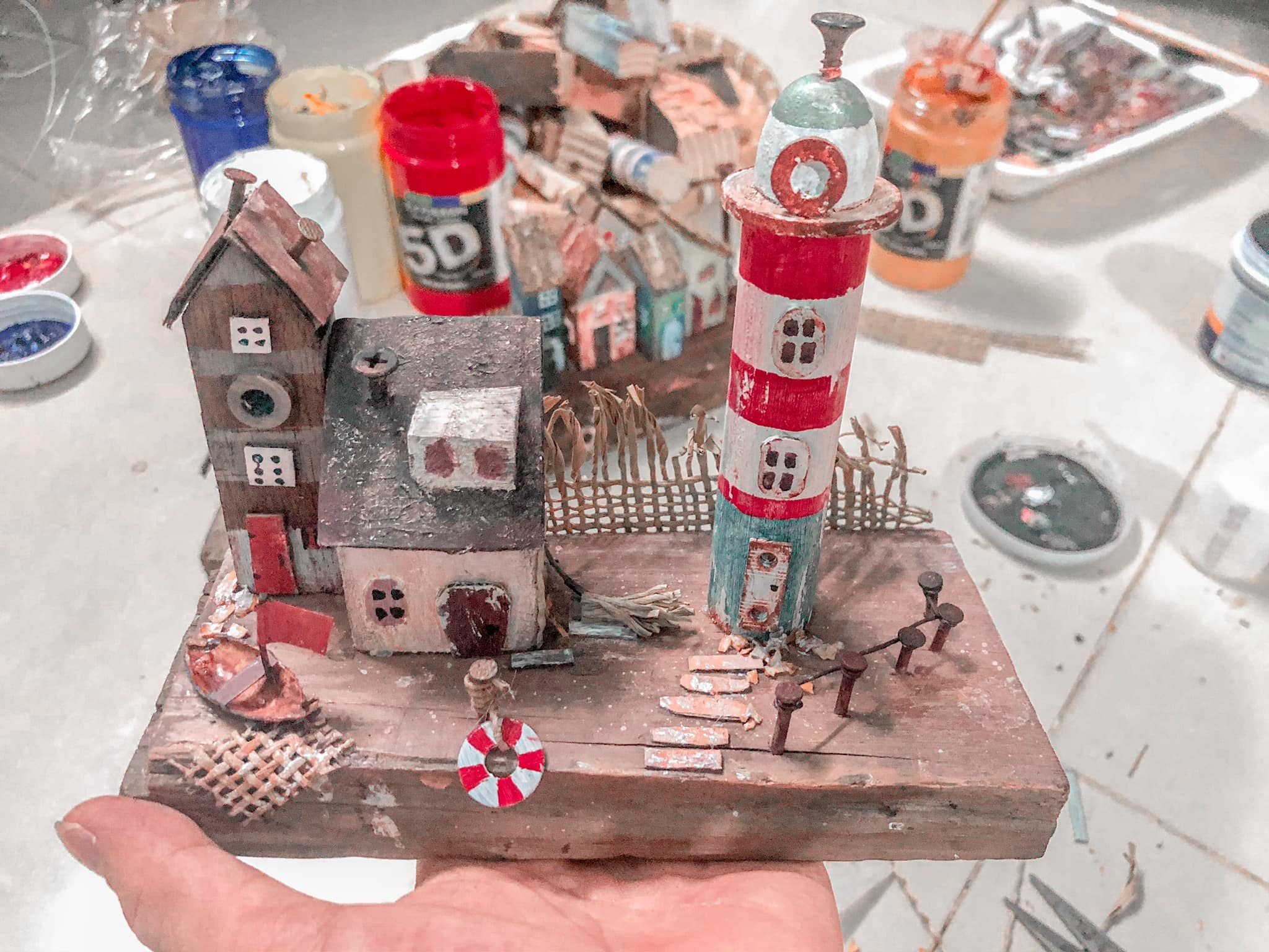 chang trai lam nha tu go vu anh 2