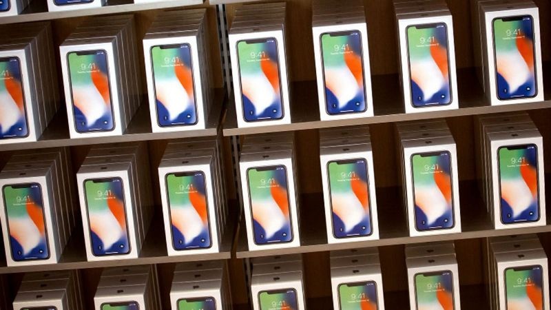 Apple sap tung chieu tro de ban iPhone 2018 nhieu nhat co the hinh anh