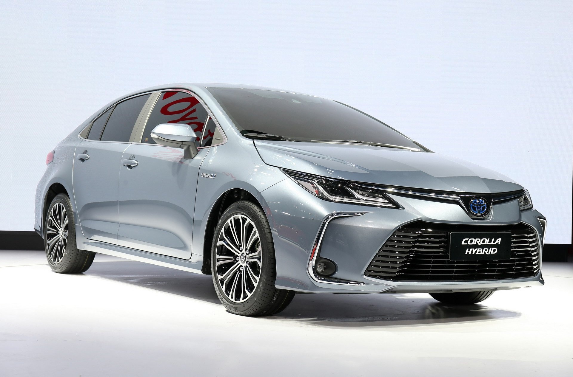 Chi tiet Toyota Corolla sedan 2020 hinh anh
