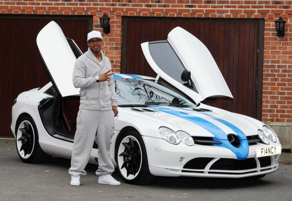 sieu xe cua sao bong da anh 2