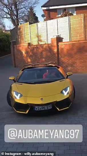 Lamborghini Aventador mạ vàng của Aubameyang ảnh 1 Lamborghini Aventador ma vang cua Aubameyang anh 1