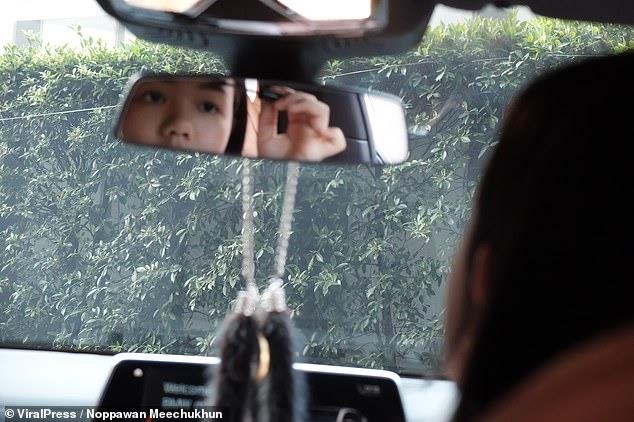 be 12 tuoi mua BMW 7 Series anh 7