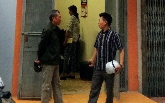 Bat nghi pham vu no sung do mau thuan tren Facebook hinh anh