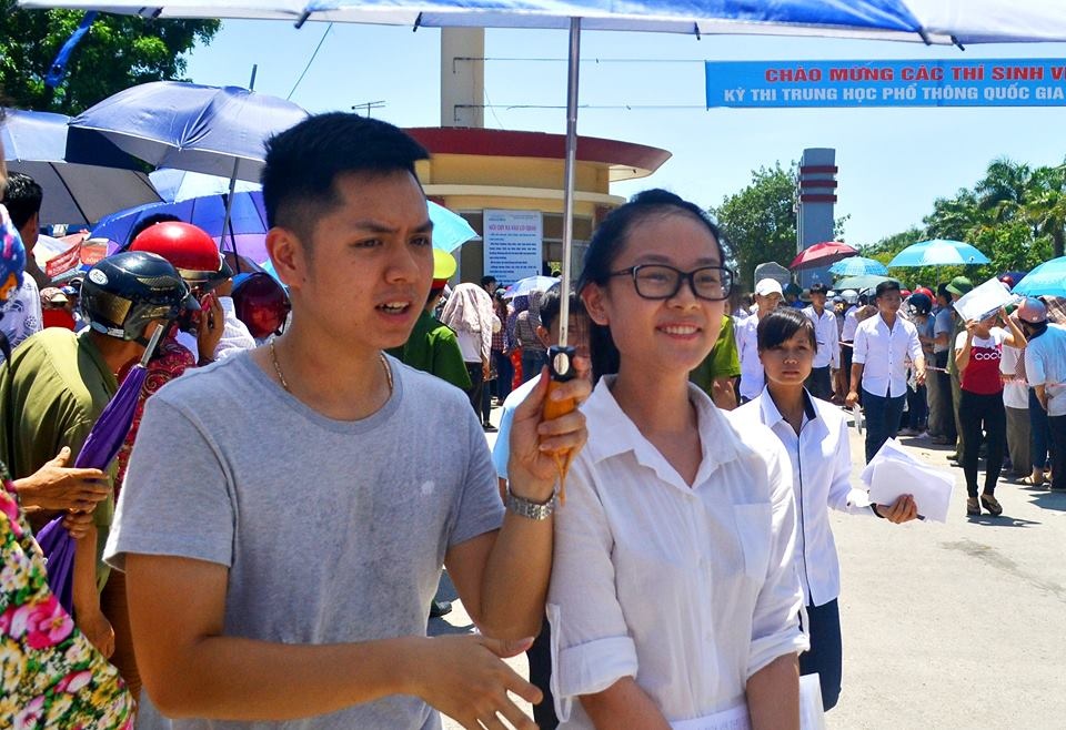 Thanh Hoa co hon 1.000 thi sinh bi diem liet hinh anh