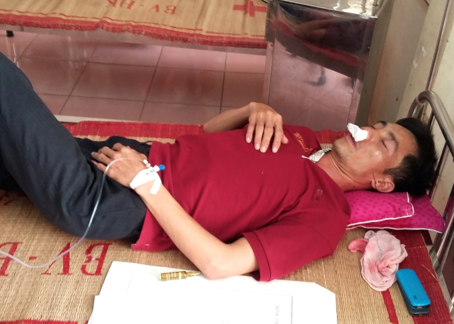 Tai xe va phu xe giuong nam bi danh hoi dong hinh anh