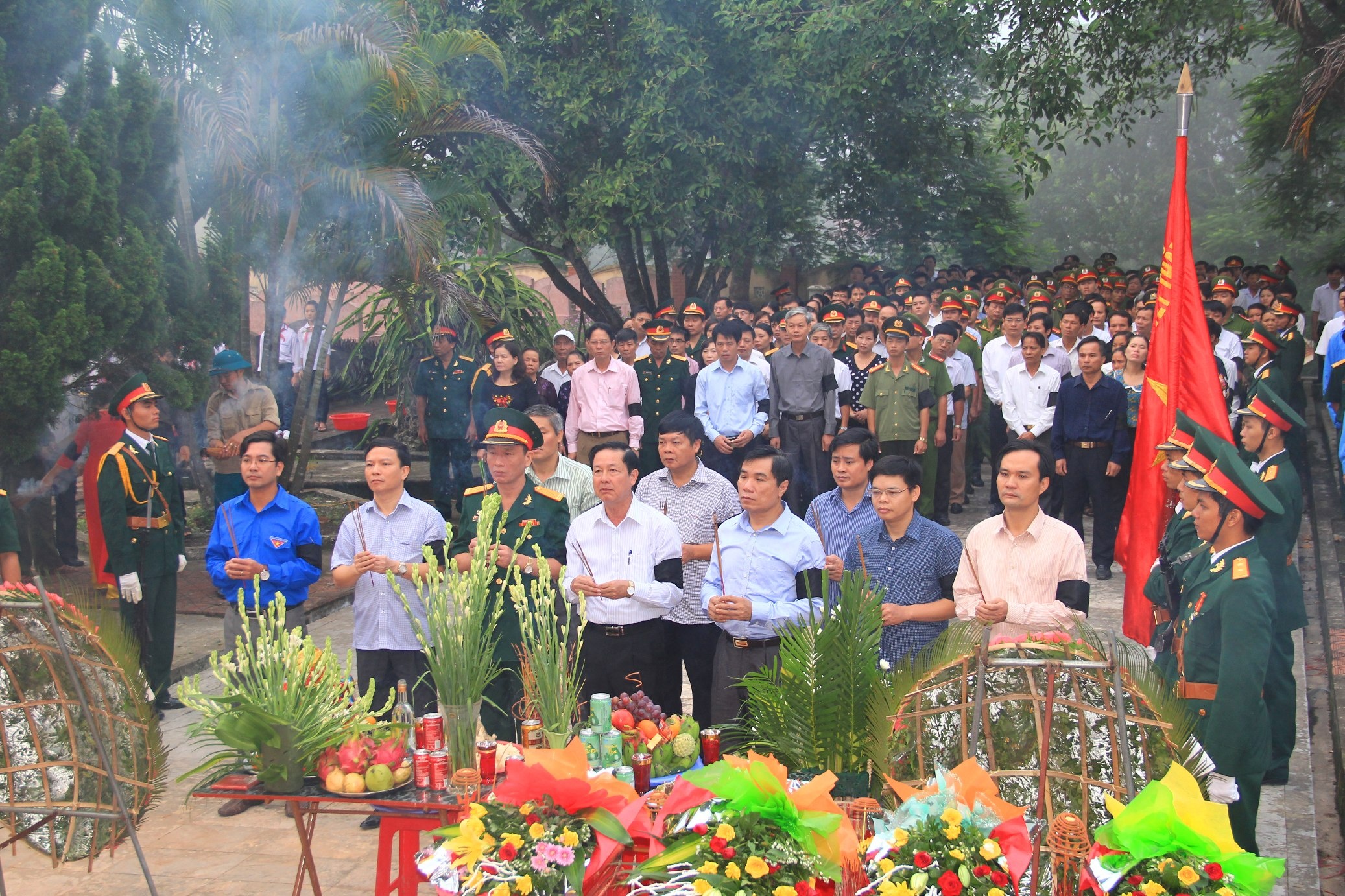 An tang 16 hai cot liet si hy sinh gan nua the ky truoc hinh anh