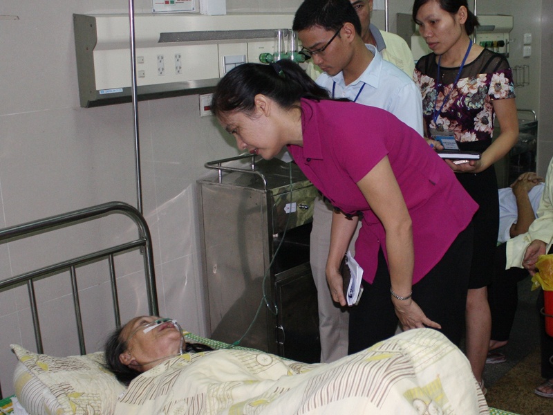 9 nguoi cung gia dinh nhap vien sau tiec Trung thu hinh anh