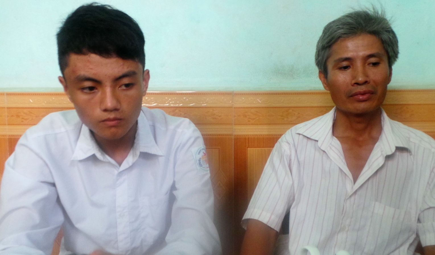 Nam sinh co 2 qua than mot ben vao Hoc vien Ky thuat quan su hinh anh