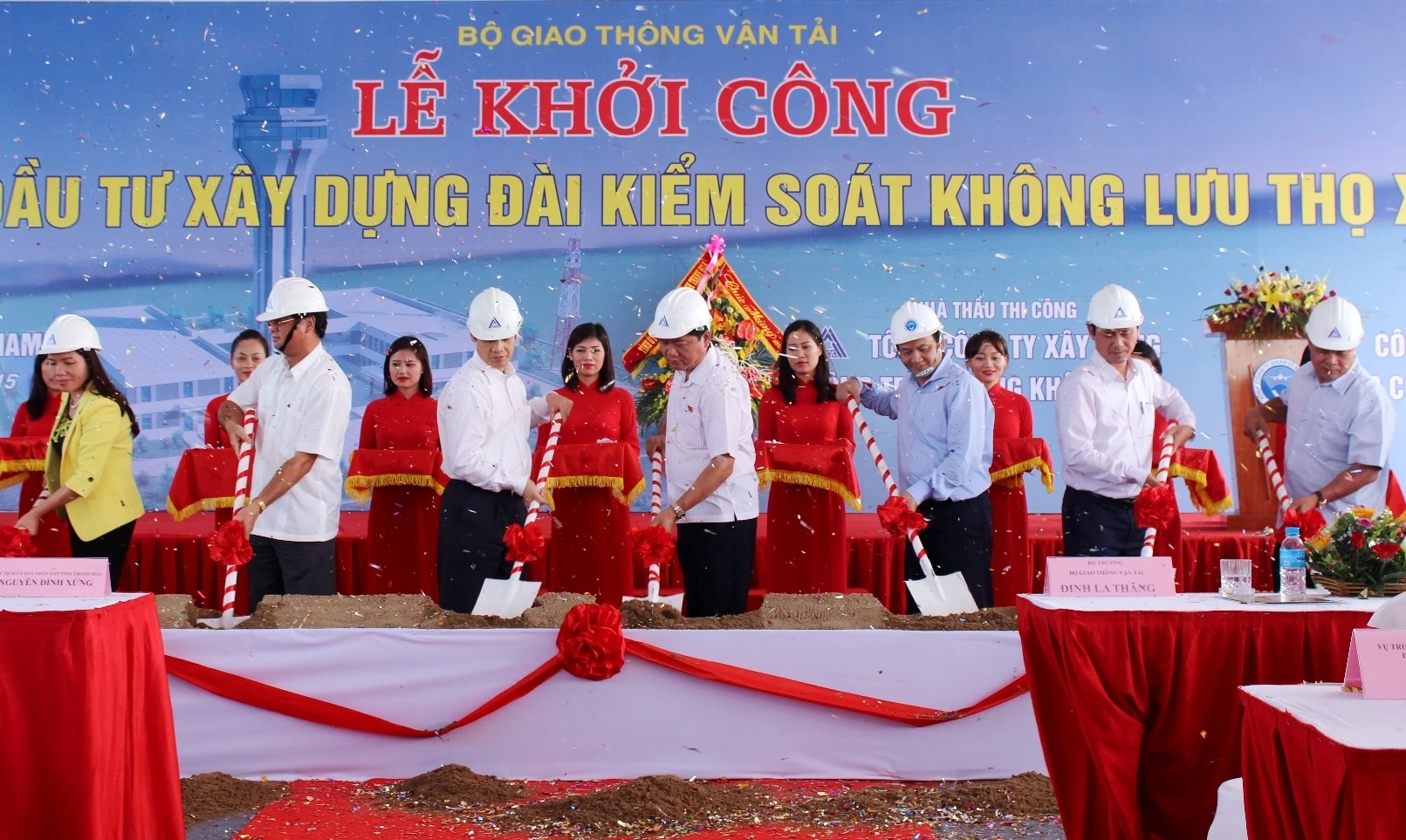 Chi 95 ty xay Dai kiem soat khong luu o Thanh Hoa hinh anh