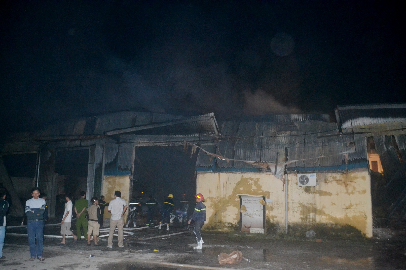 Khu vực nhà xưởng nơi chảy ra vụ cháy