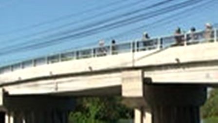 Doi tinh nhan nhay cau tu van nghi do thua bac hinh anh