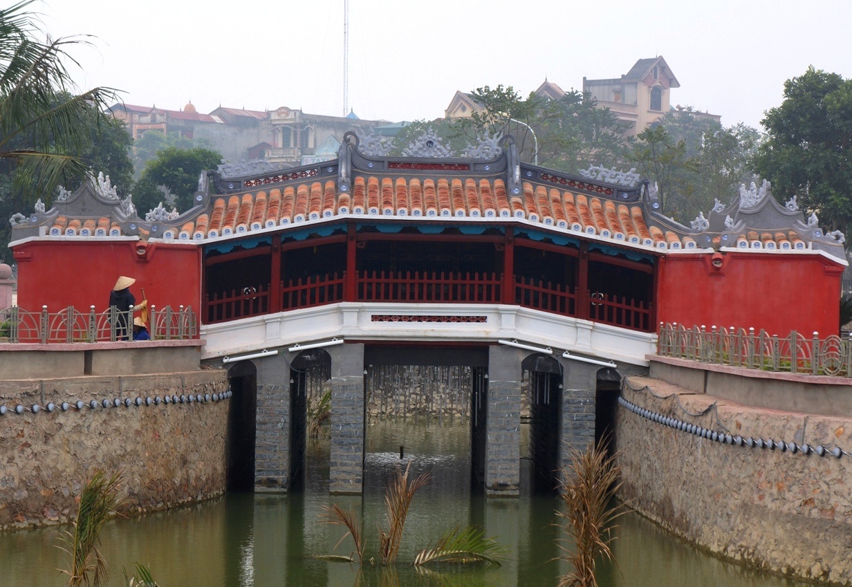 Phien ban Chua Cau Hoi An tai xu Thanh hinh anh