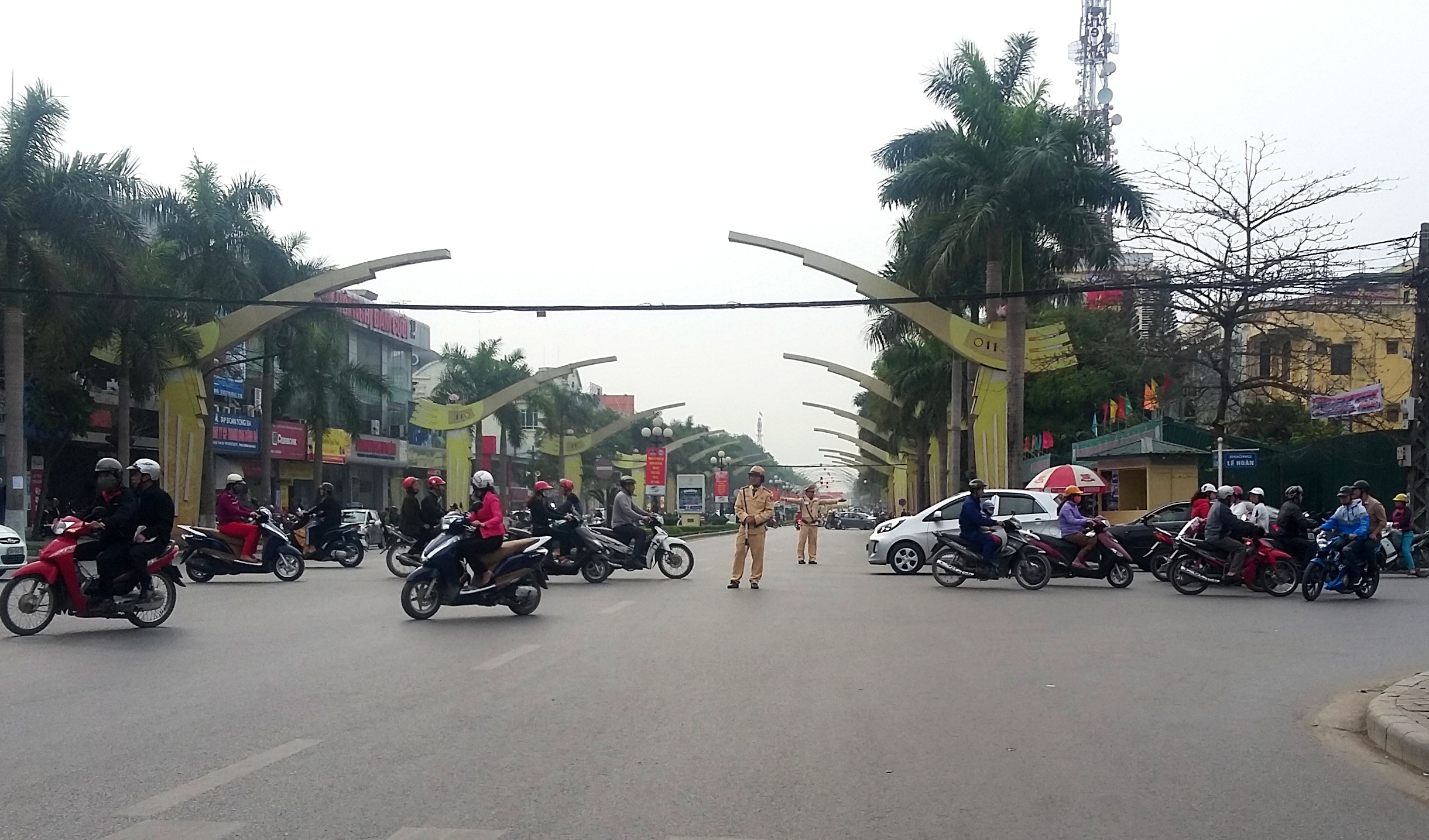 Nguoi dan xuong duong anh 3