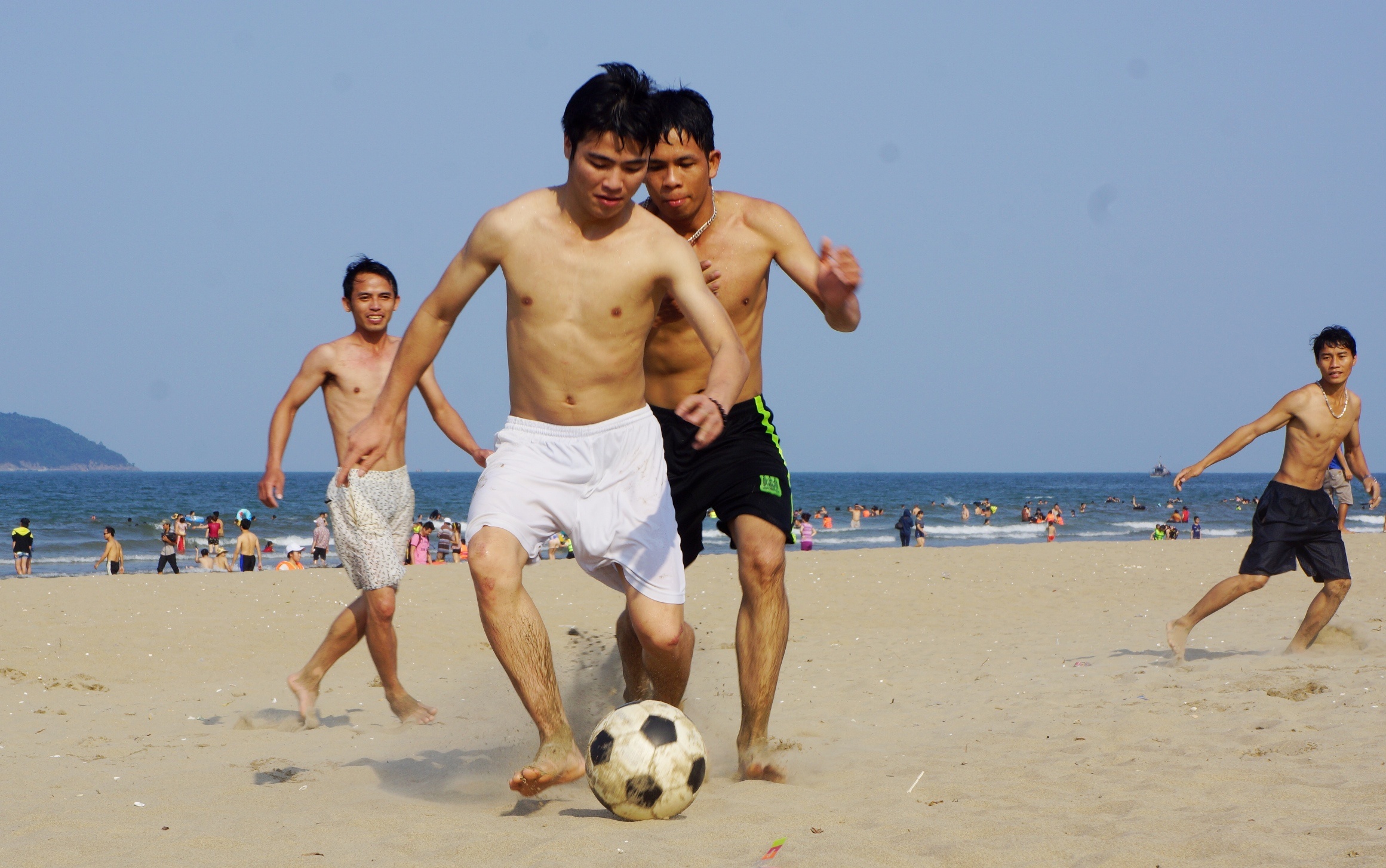 bien Cua Lo chat kin du khach anh 4