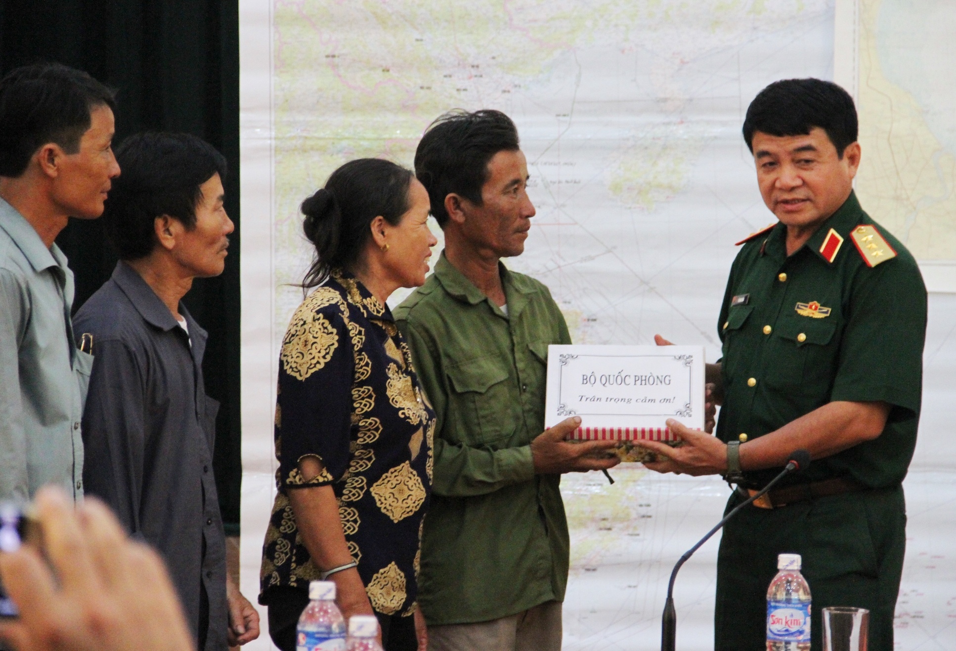 ngu dan cuu phi cong Su-30 anh 2