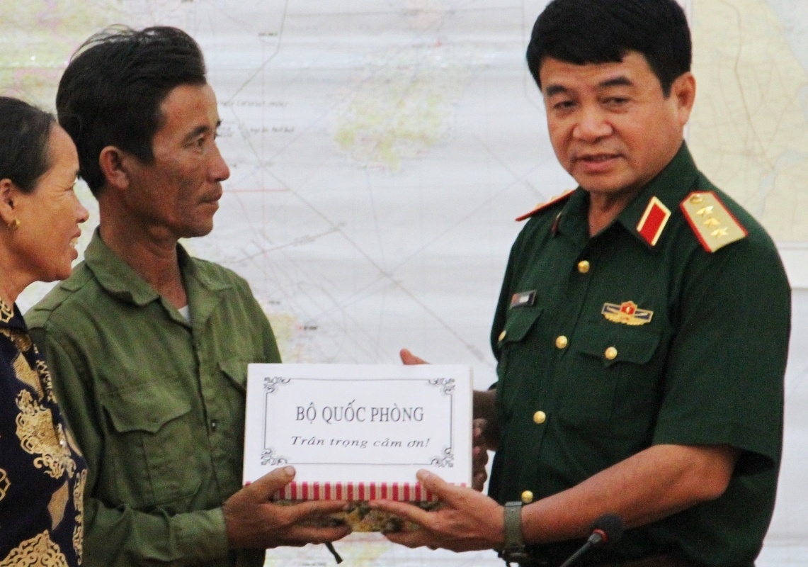 Bo Quoc phong cam on ngu dan cuu phi cong Su-30 hinh anh