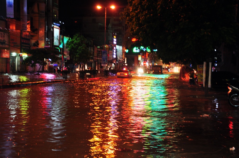 Ha Long ngap sau trong dem anh 2