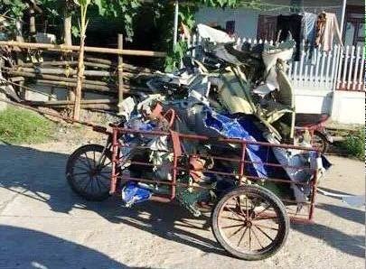 Ngu dan vot duoc vi phi cong va manh vo may bay CASA 212 hinh anh