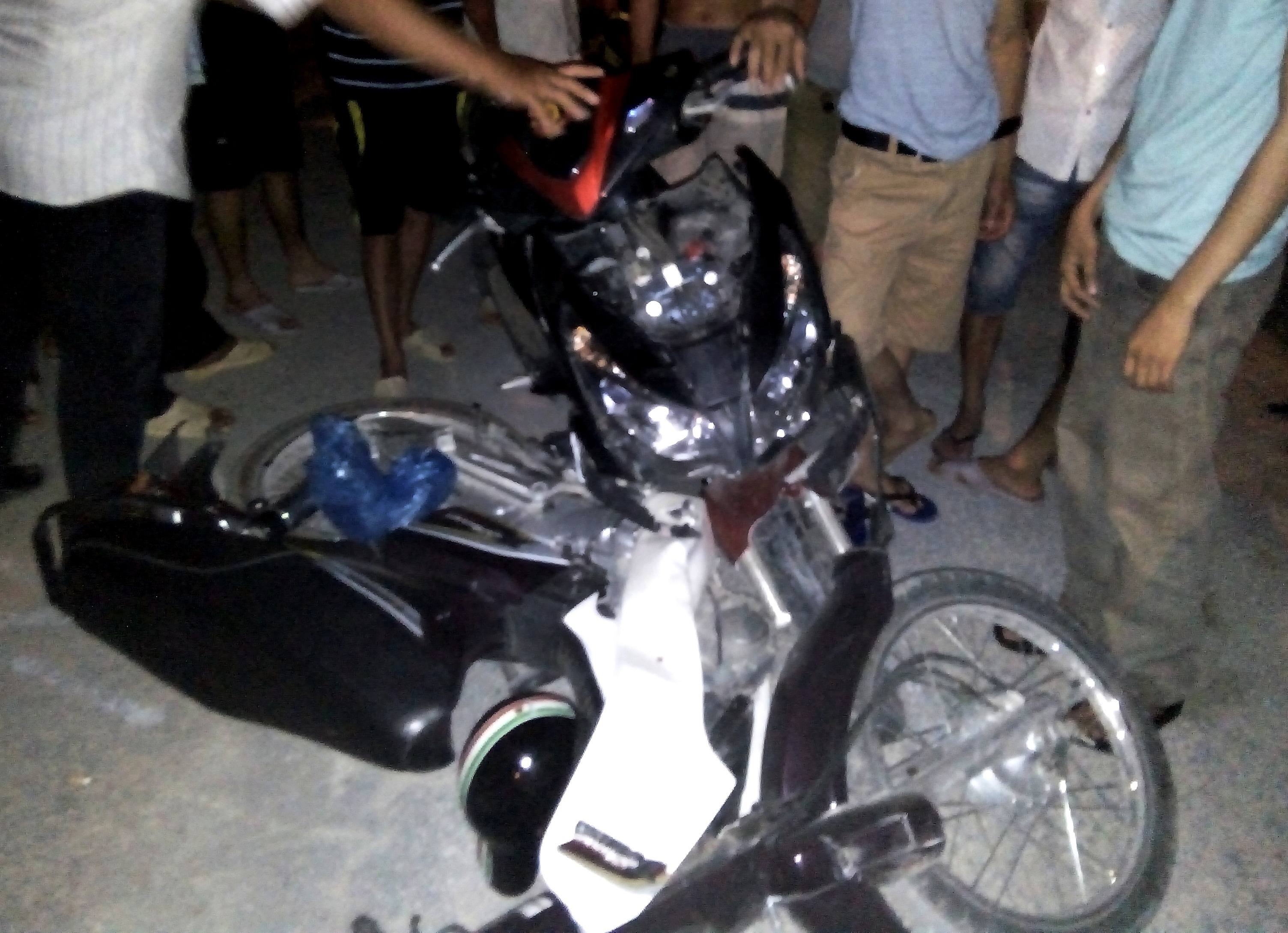 'Khong co ai truy duoi khien 2 nguoi gap nan' hinh anh