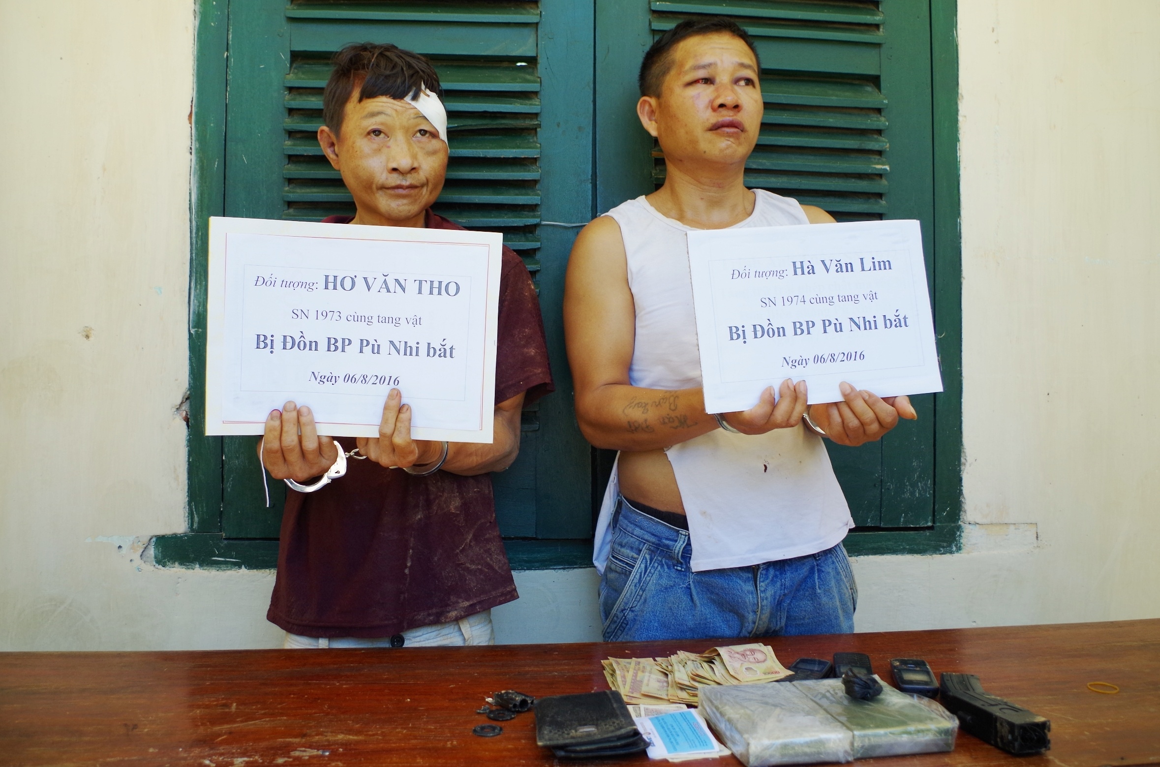 Ke buon ma tuy dung sung, dao nhon chong tra quyet liet hinh anh