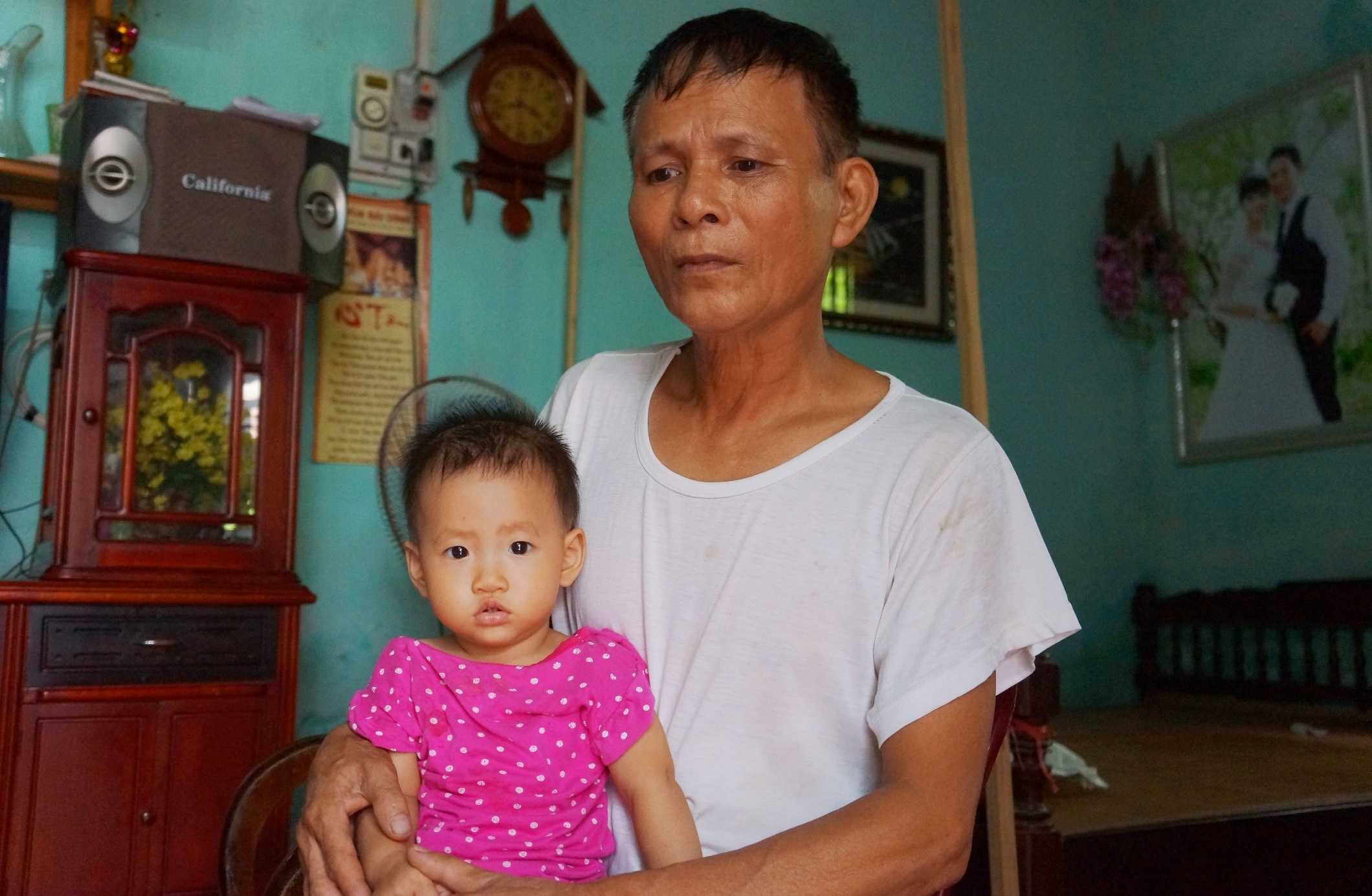 nha may giay gay o nhiem anh 1