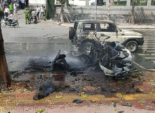 phut giay no oto anh 2