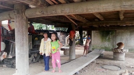 Chiếc ghế hóa giải hận thù ảnh 1 Chiec ghe hoa giai han thu anh 1