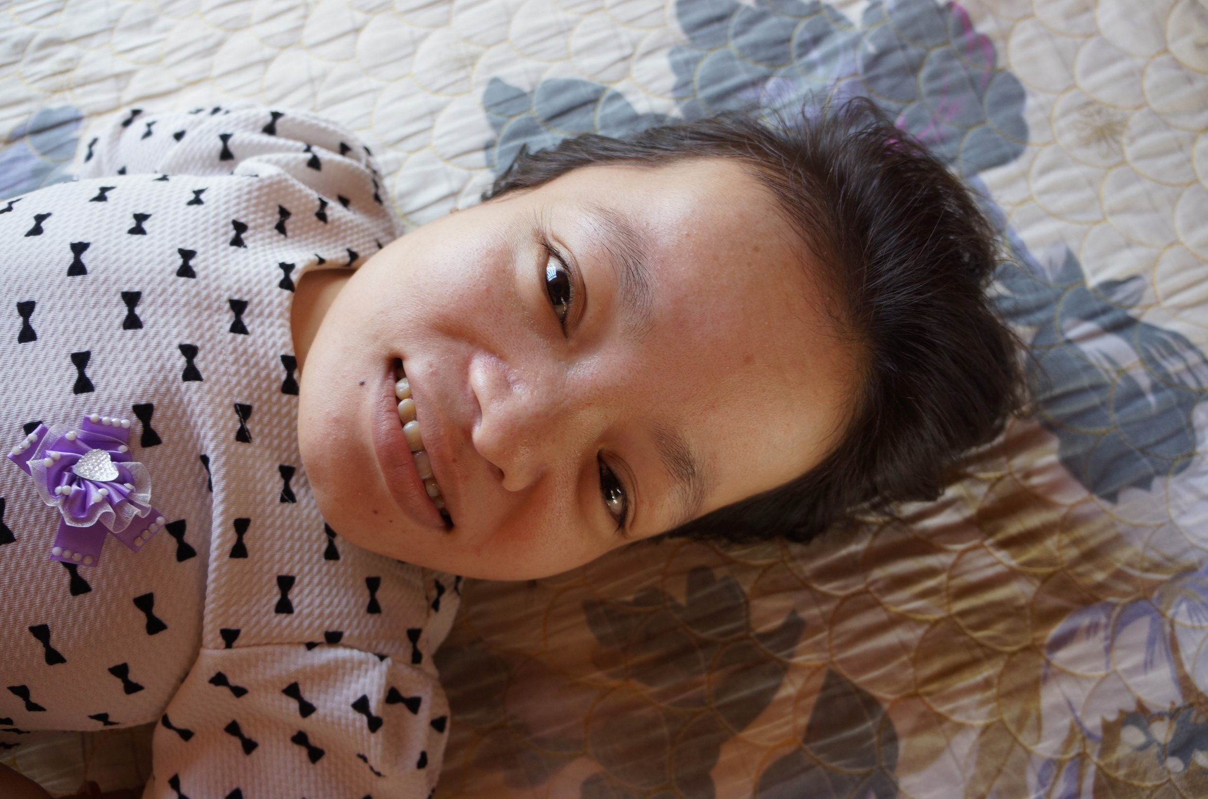 Cuoc song cua co gai cao 90 cm anh 10