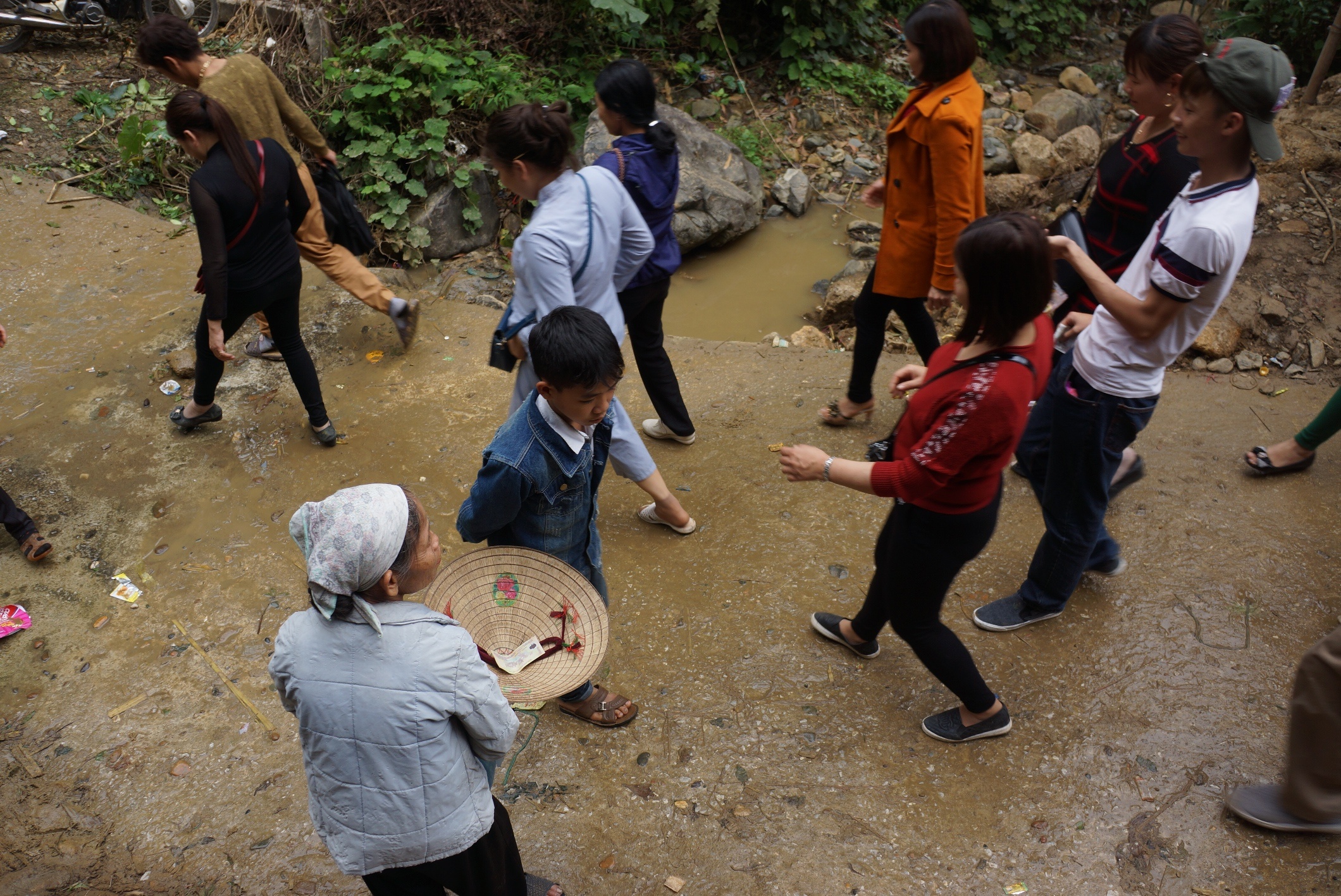nhech nhac tai den Phu Na anh 9