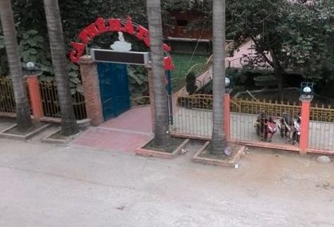 Nguoi phu nu bi sat hai trong nha nghi hinh anh