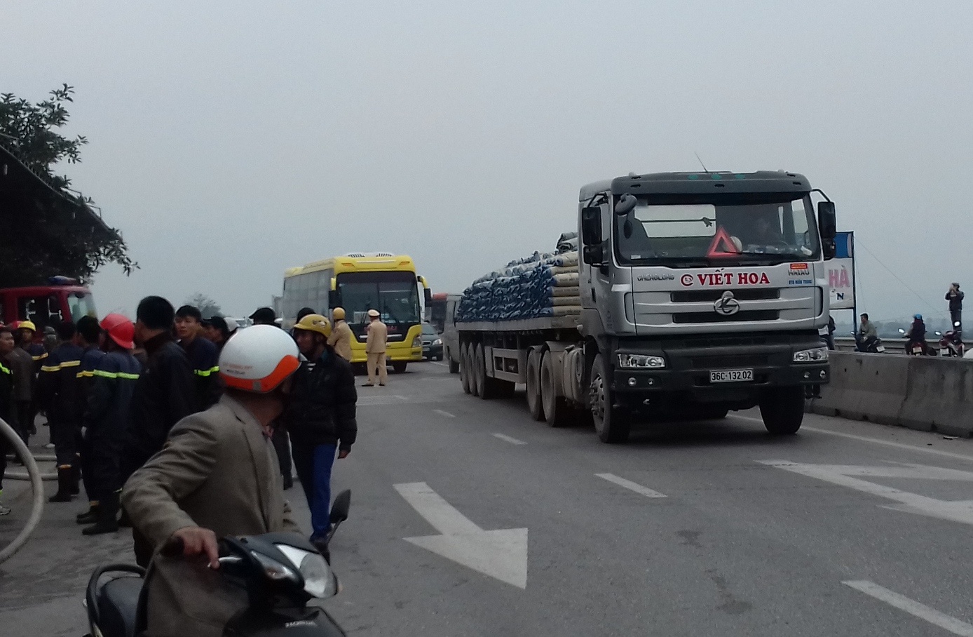 lửa thiêu rụi nhà hàng ảnh 3 lua thieu rui nha hang anh 3