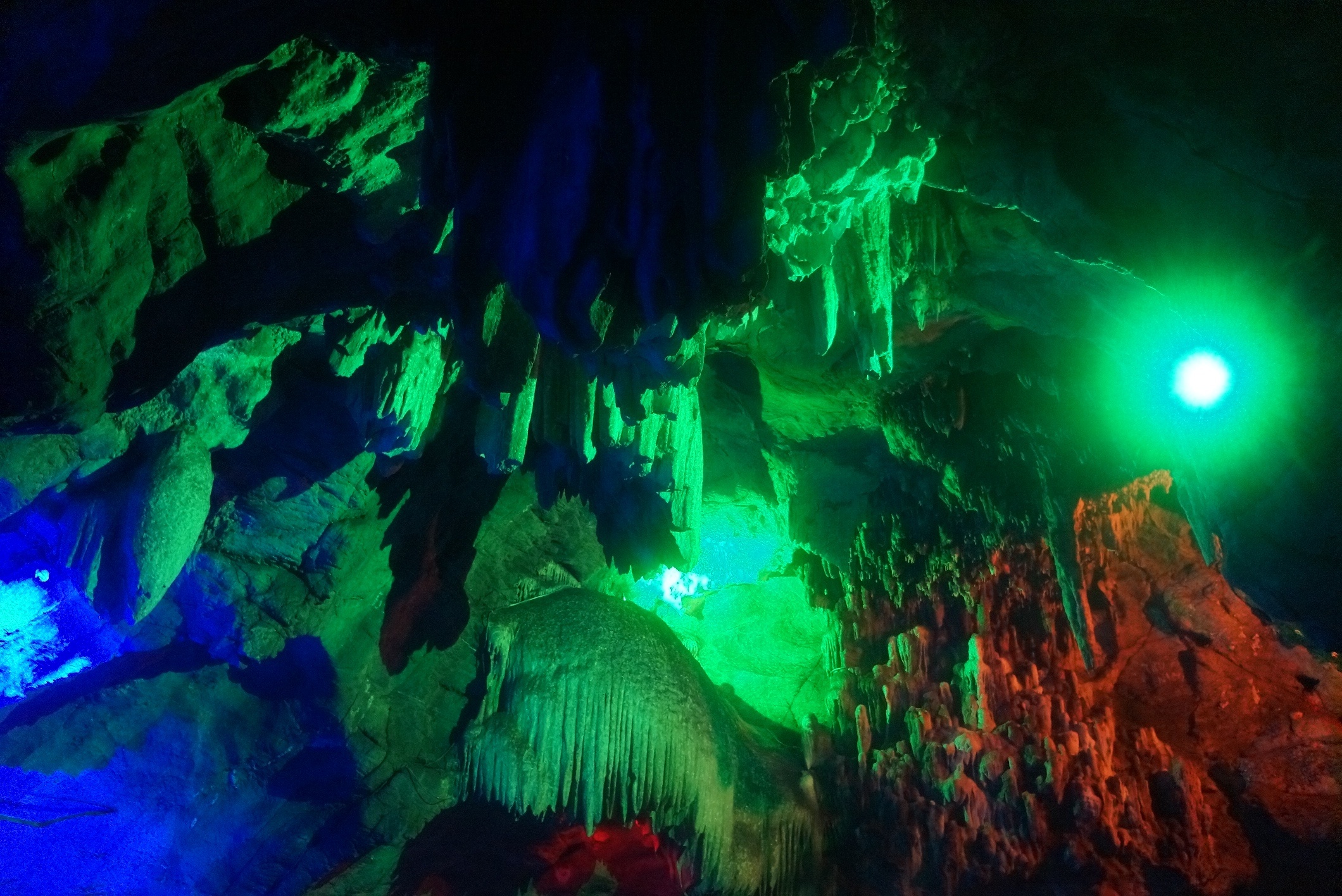 Dong Tu Thuc bi ve bay anh 3