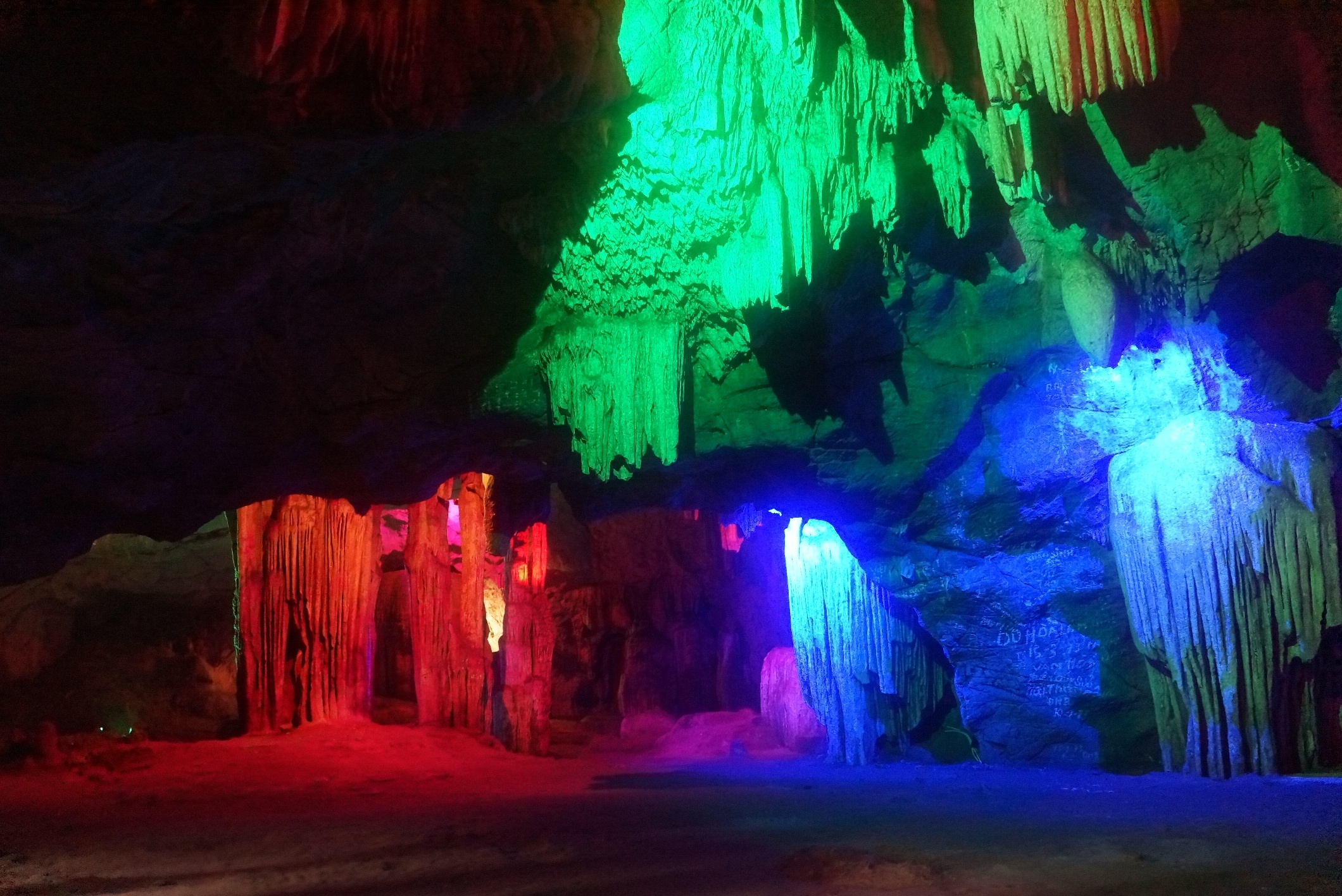 Dong Tu Thuc bi ve bay anh 2