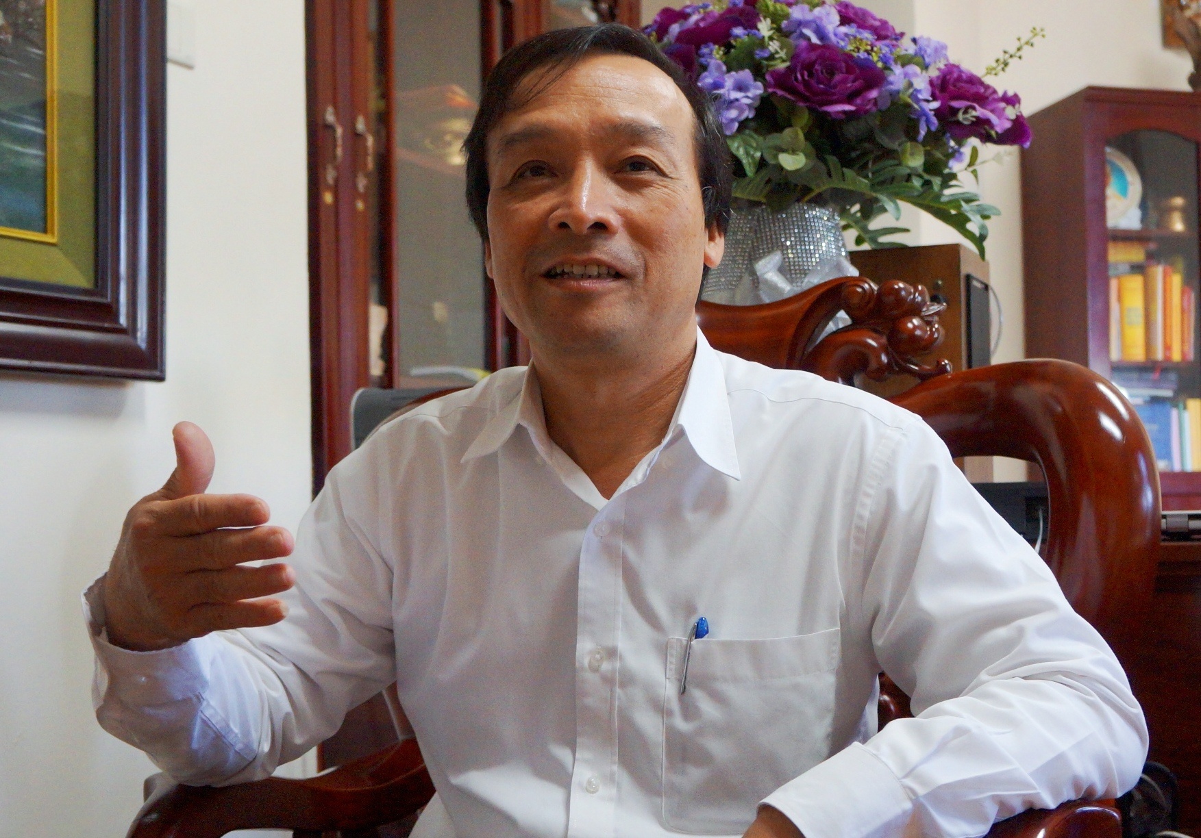 Clip ong Ngo Hoang Ky trao doi voi Zing.vn hinh anh