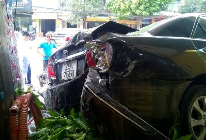 xe camry tong hang loat xe may anh 3