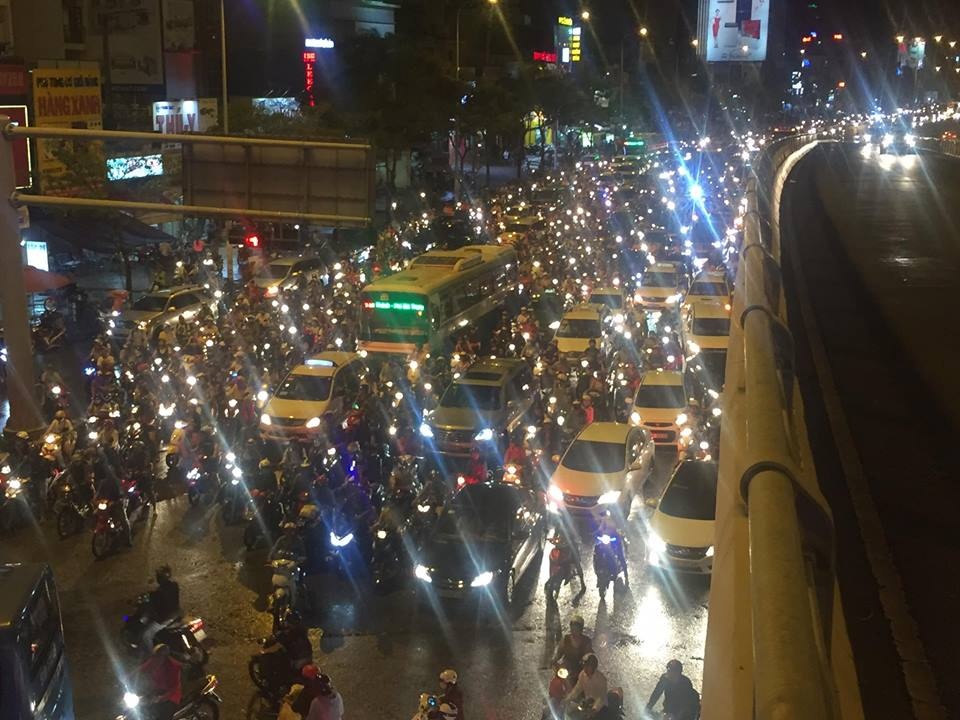 canh tac duong o Sai Gon anh 6