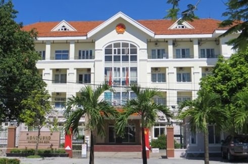 3 ngay sau cu nga trong nha tam, chu tich huyen tu vong hinh anh