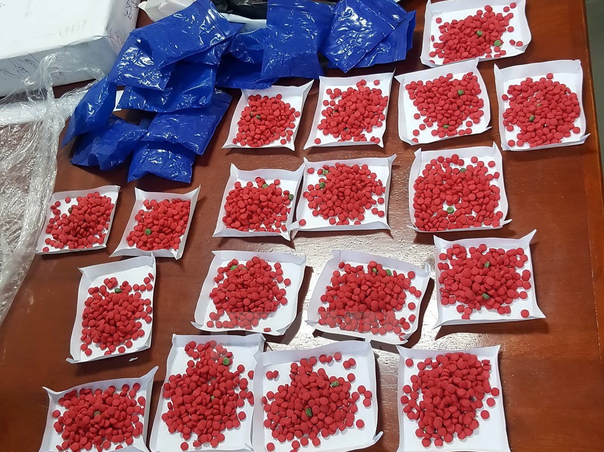 Chay xe may cho 30.000 vien ma tuy tu Lao ve Viet Nam hinh anh