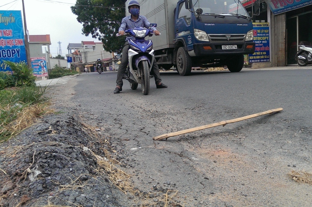 Chi hon 20 ty dong sua 11 km duong, 3 thang sau lai xuong cap hinh anh