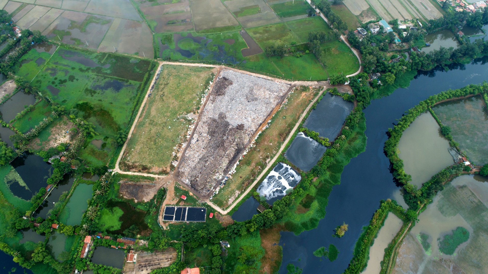 bai rac Sam Son anh 1