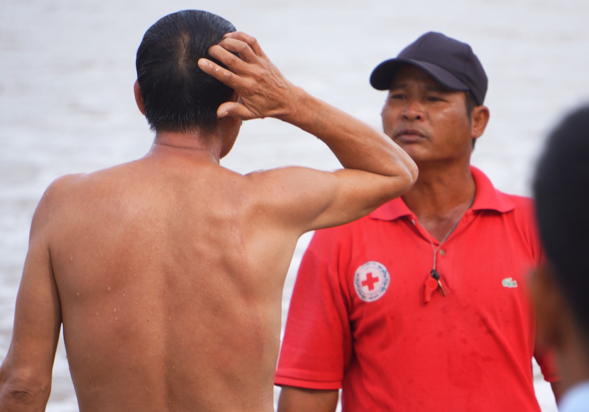 khach phan ung khi bi cam tam anh 8