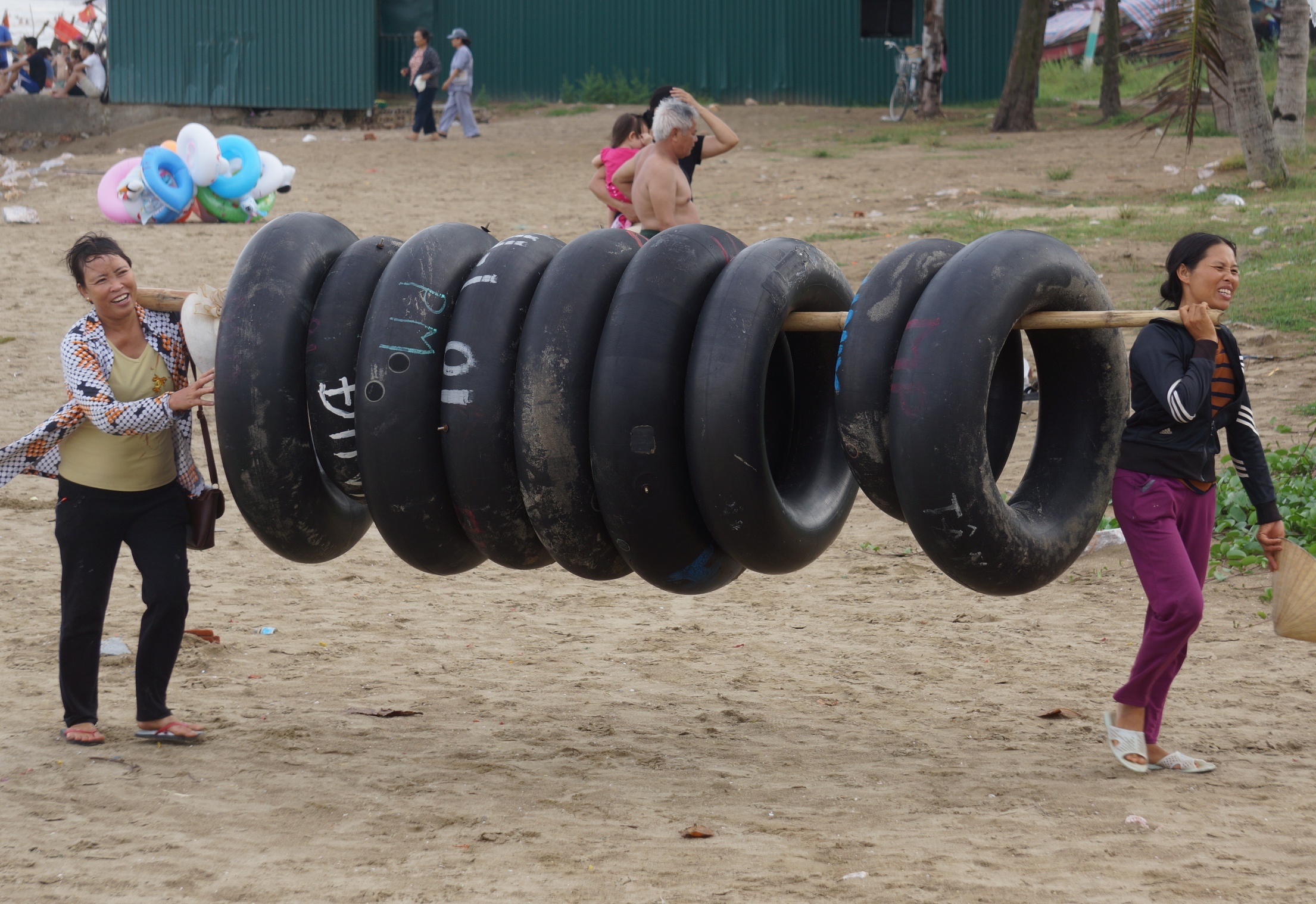 khach phan ung khi bi cam tam anh 10