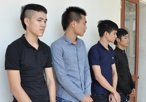 thanh niên hỗn chiến ảnh 1 thanh nien hon chien anh 1